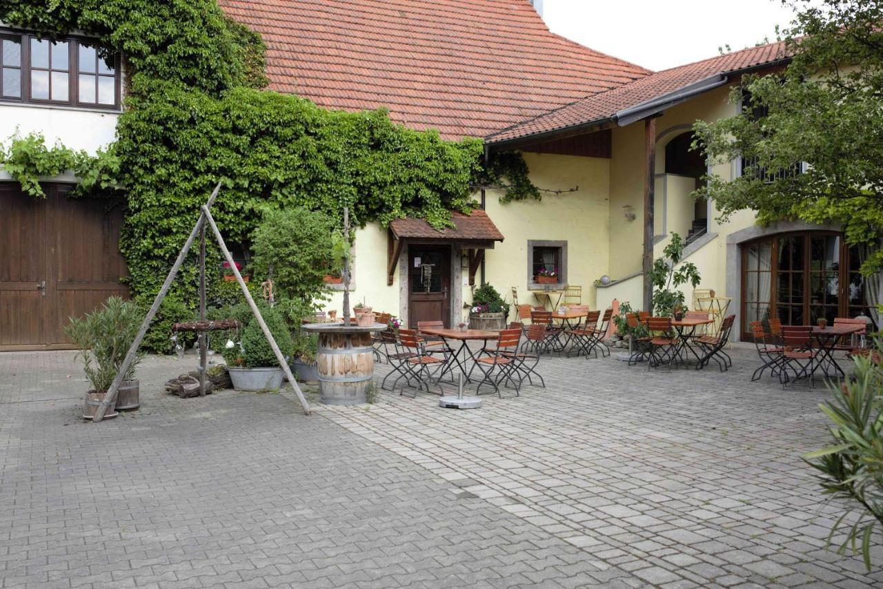Hotel Weingut Schilling à Seinsheim Extérieur photo